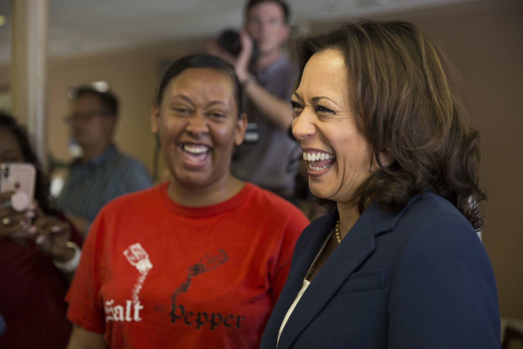092019kw-kamala-harris-02